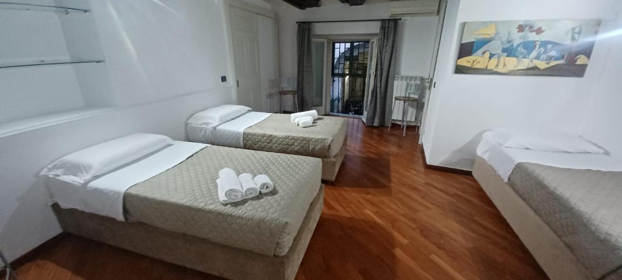 Residenza Nunziatella Apartment Наполи Екстериор снимка